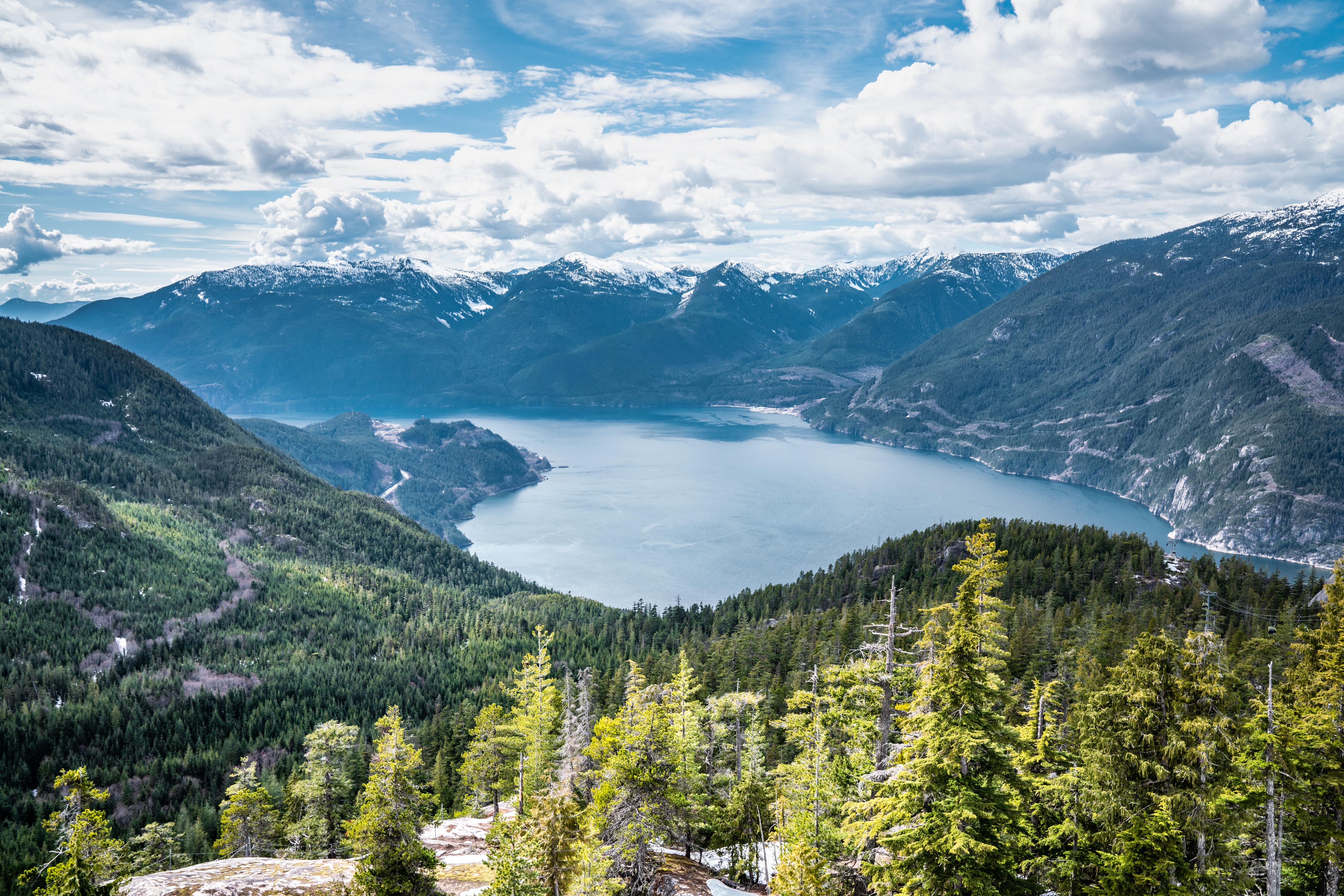 Incredible Day Hikes In and Around Vancouver, Canada - Traveler Dreams