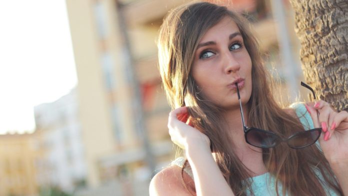 cropped-girl-410334_1920.jpg