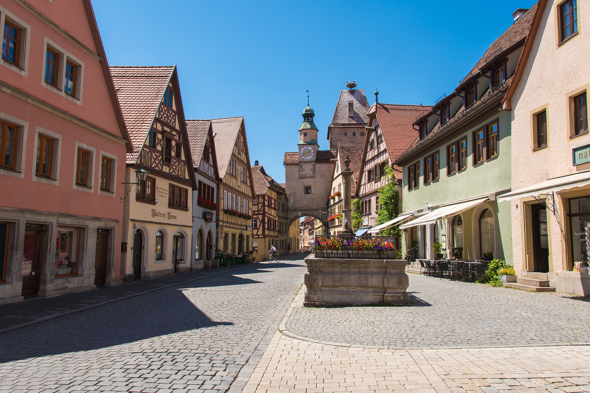 B s germany. Бавария город Ротенбург-об-дер-Таубер Германия. Ротенбург-об-дер-Таубер. Ротенбург (верхняя лужица). Таубер улицы города.