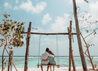 Honeymoon couple in Maldives