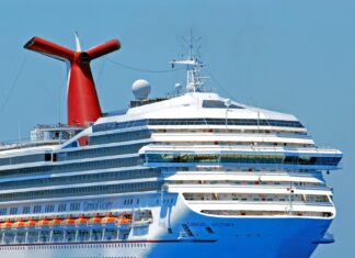 Cruise ship