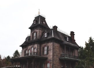 Huanted House