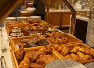 Hostel buffet